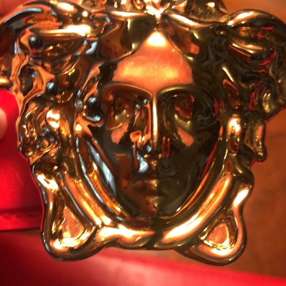 Versace red Medusa belt made in Italy - Picture 6 of 7